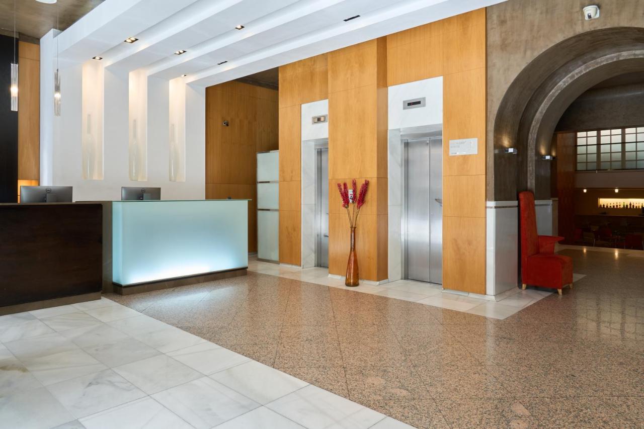Macia Condor Hotel
